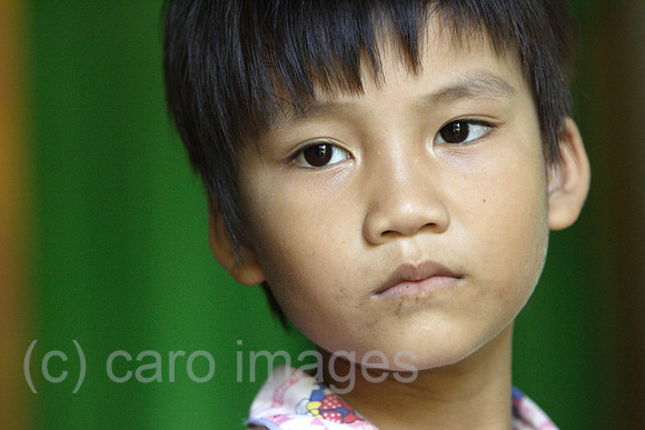00U061209D020CARO.JPG