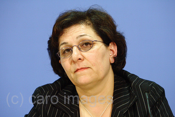 00U070228D013CARO.JPG
