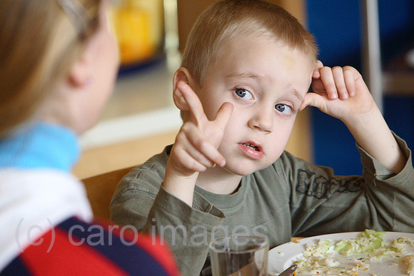 00U070307D054CARO.JPG