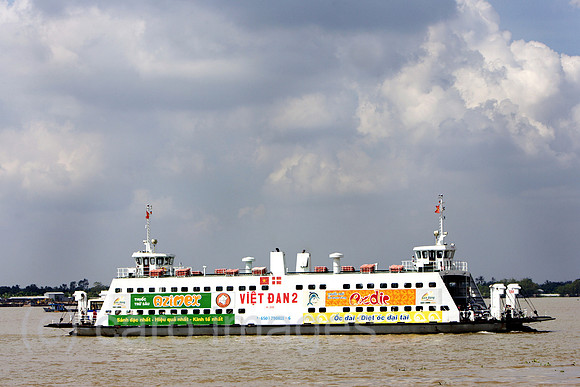 00U061205D008CARO.JPG