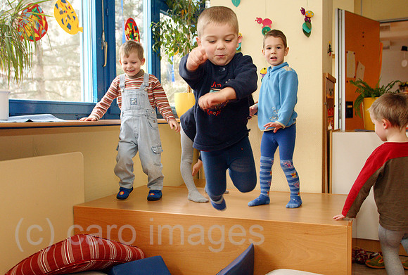 00U070219D005CARO.JPG