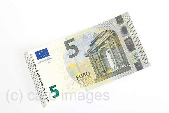 0SH130523D001CAROE.JPG