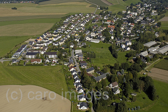0UX050923D172CARO.JPG