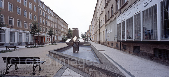 0UX040620D015CARO.JPG