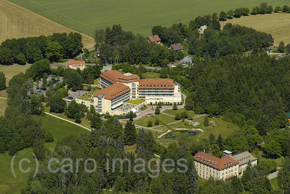 0UX050620D105CARO.JPG
