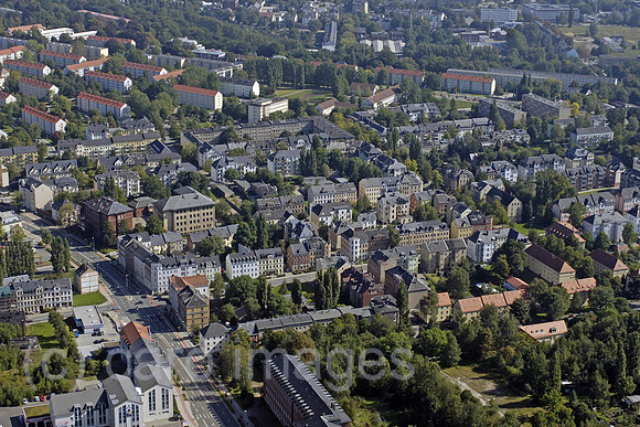 0UX050923D285CARO.JPG