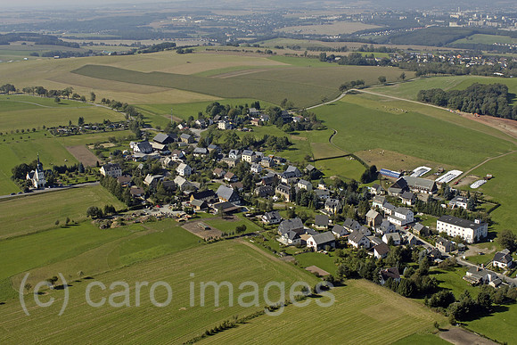 0UX050923D211CARO.JPG
