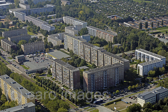 0UX050923D250CARO.JPG