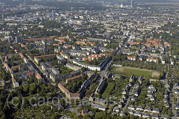 0UX050923D317CARO.JPG