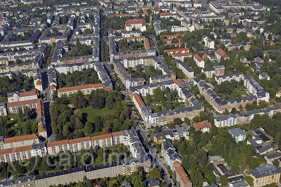 0UX050923D276CARO.JPG