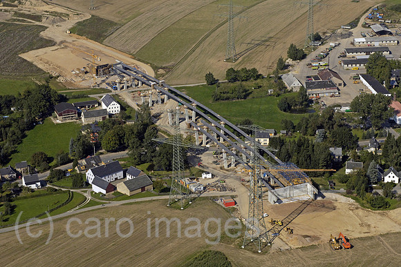 0UX050923D349CARO.JPG