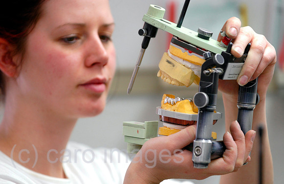 0UX050316D030CARO.JPG