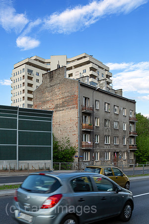 Polen, Warschau - Seltener Altbau im Gebiet des Warschauer Aufstand 1944 (hier Stadtteil Zoliborz), den die Deutschen brutal niederschlugen und danach die Stadt zu 90% zerstoerten