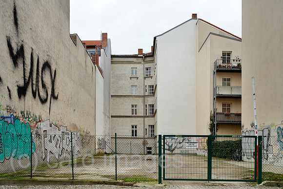 00P140113D042CARO.JPG