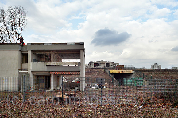 00P140211D135CARO.JPG