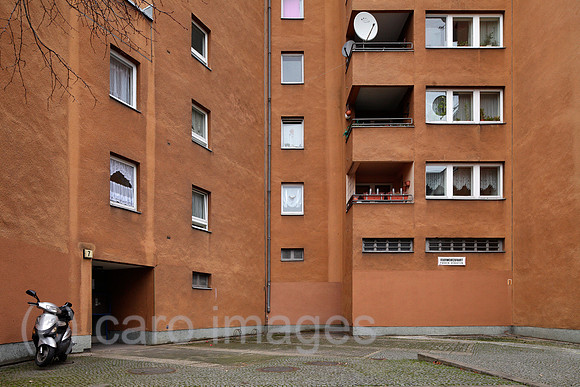 00P140115D064CARO.JPG
