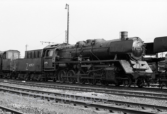 0MK140321D042CARO.JPG