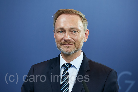 00R220629D043CAROEX.JPG