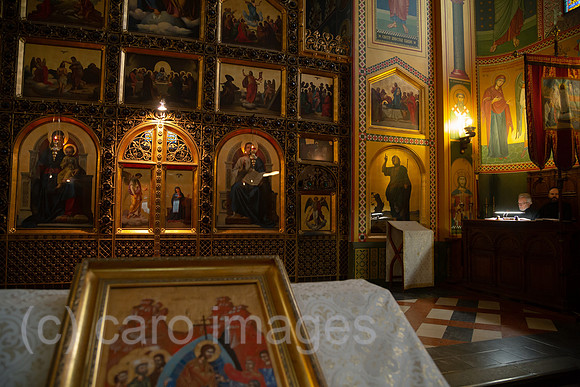 Kroatien, Zagreb - serbisch-orthodoxer Gottesdienst, Heiligenbild