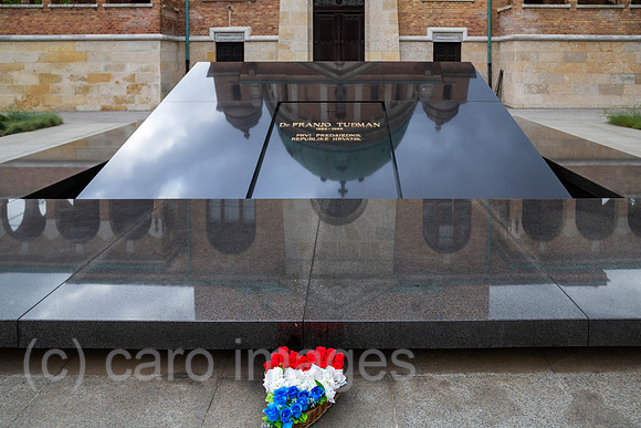 Kroatien, Zagreb - multikonfessioneller Zentralfriedhof Mirogoj, angelegt 1876 (k.u.k.-Monarchie) -1929, Grab von Franjo Tudjman, erster kroatischer Praesident (1992-97)