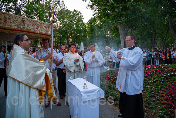 Kroatien, Zagreb - Mitglieder der kroatischen Katholischen Kirche begehen Fronleichnam