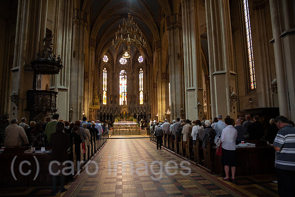 Kroatien, Zagreb - Gottesdienst, Kathedrale von Zagreb, Wahrzeichen und Bischofskirche des roemisch-katholischen Erzbistums Zagreb