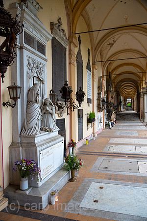 Kroatien, Zagreb - multikonfessioneller Zentralfriedhof Mirogoj, angelegt 1876 (k.u.k.-Monarchie) -1929, Grab kroatisch-buergerlicher Familie