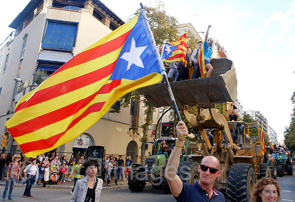 Girona, Katalonien, Spanien - Demonstration fuer die Unabhaengigkeit