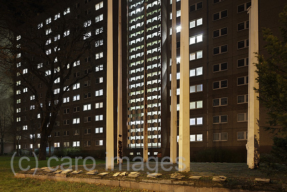 00P151213D111CARO.JPG