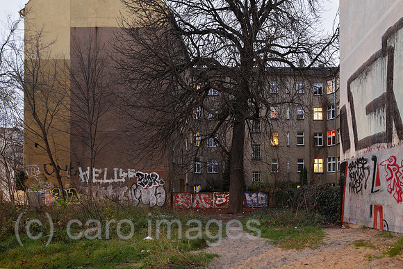 00P151207D090CARO.JPG