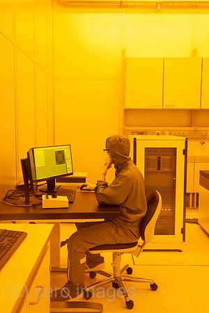 Deutschland, Hannover - Laboratorium fuer Nano- und Quantenengineering (LNQE), interdisziplinaeres Forschungszentrum der Leibniz Universitaet Hannover