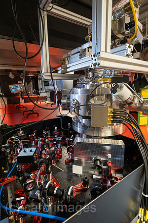 Deutschland, Hannover - QVLS (Quantum Valley Lower Saxony): Oekosystem fuer Durchbrueche in Quantentechnologien an der Leibniz Universitaet Hannover - Quantencomputer mit Ionenfallen