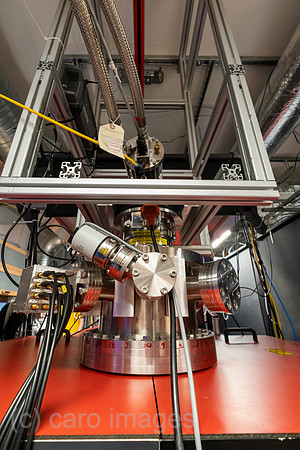 Deutschland, Hannover - QVLS (Quantum Valley Lower Saxony): Oekosystem fuer Durchbrueche in Quantentechnologien an der Leibniz Universitaet Hannover - Quantencomputer mit Ionenfallen