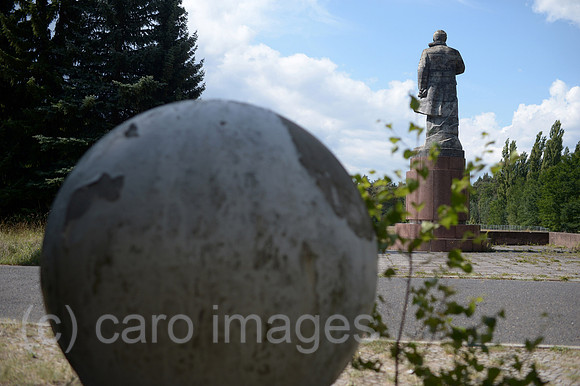 0MW140825D016CAROE.JPG