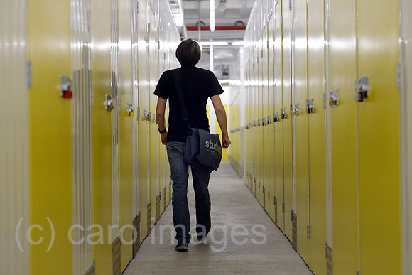 0MW140916D002CAROE.JPG