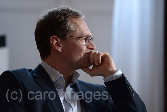 0MW150331D011CAROE.JPG