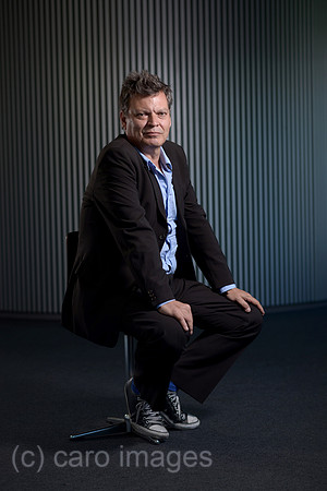 0MW160915D002CAROE.JPG