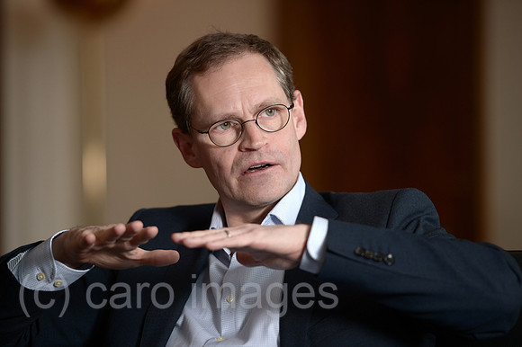 0MW150331D018CAROE.JPG