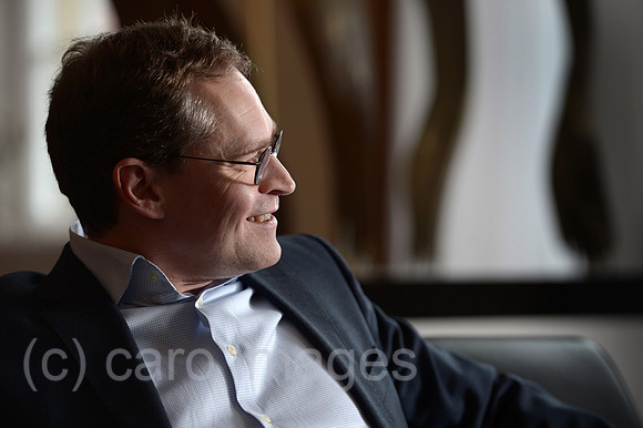 0MW150331D005CAROE.JPG