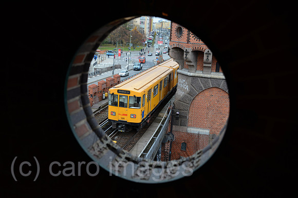 0MW141106D010CAROE.JPG