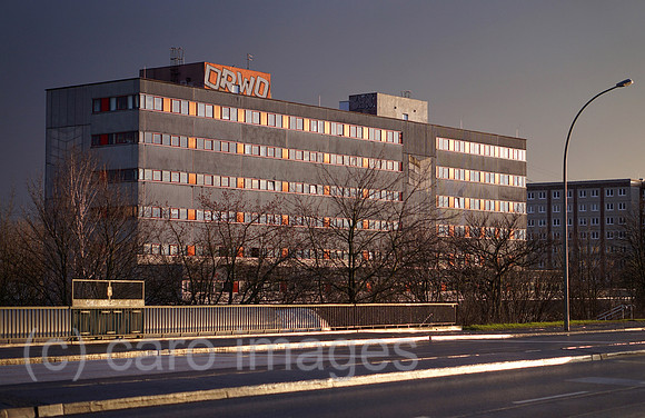 0MW160329D004CAROE.JPG