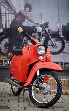 0MW160407D001CAROE.JPG