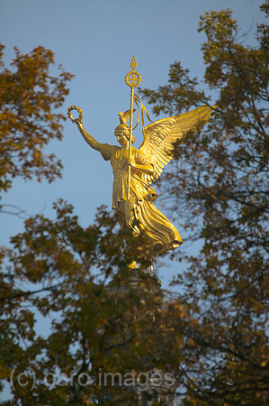 00P051114D004CAROE.JPG