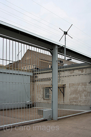 00P050921D001CARO.JPG