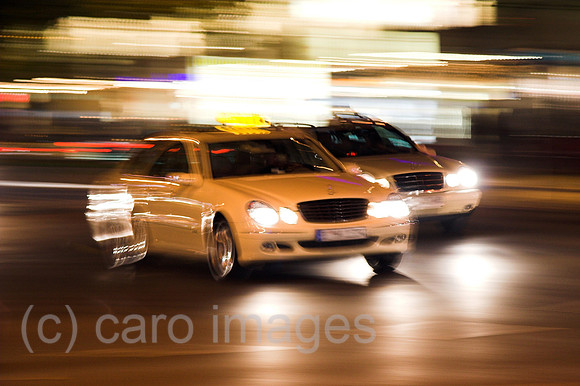 00P051110D017CAROE.JPG