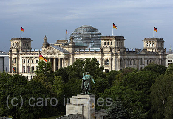 00S080625D096CARO.JPG