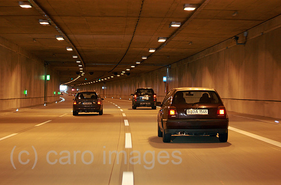00S080927D158CARO.JPG