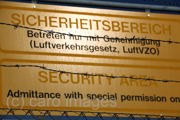 00S080927D151CARO.JPG