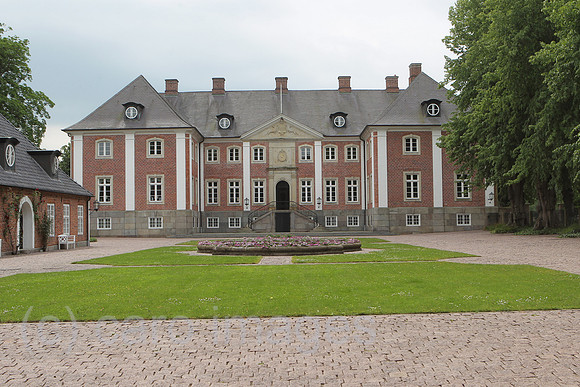 0HX120620D176CARO.JPG