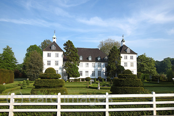 0HX120522D192CARO.JPG